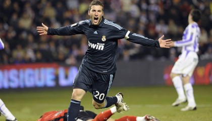 开云下载-特色乡村漂流节，水上运动新玩法，水上漂流项目由哪个部门审批